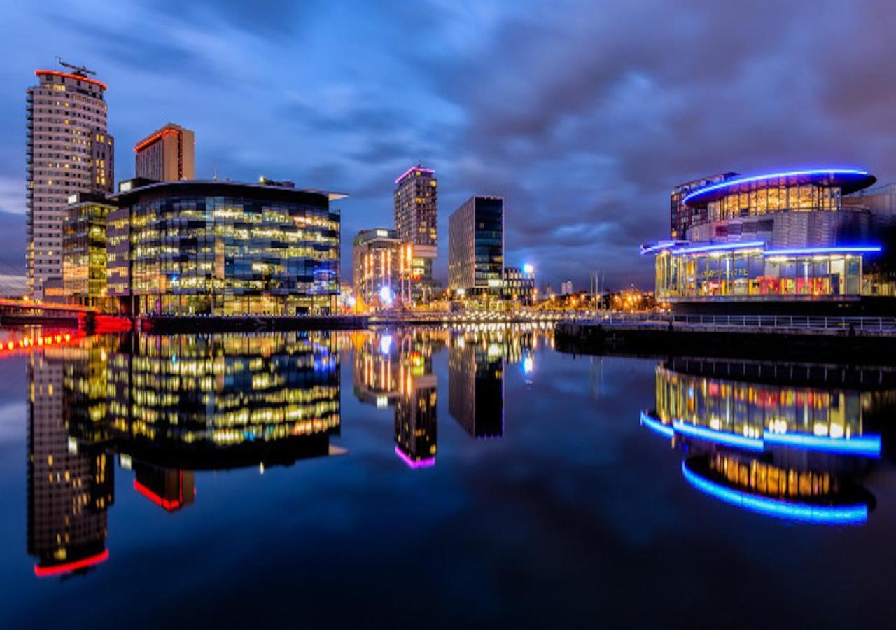 Hallsphere - Stunning Apartment Salford Quays Manchester Exteriér fotografie